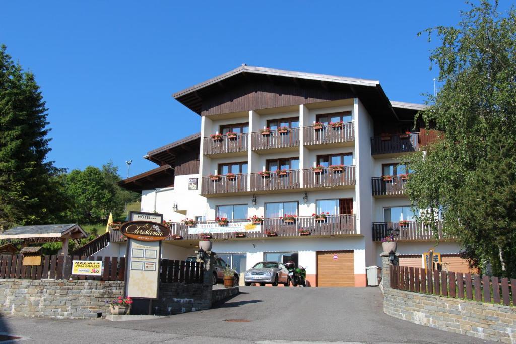 Hotel Le Christania Bellevaux Bagian luar foto